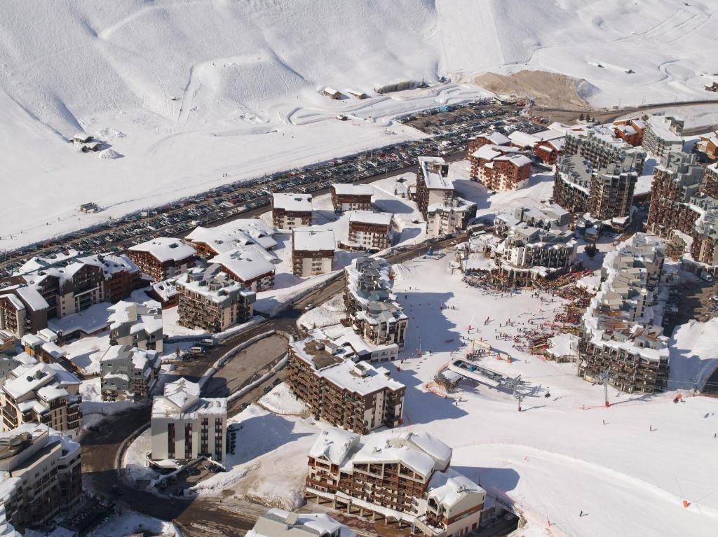 Hotel Cgh L'Ecrin Du Val Claret Val-d'Isere Exterior photo